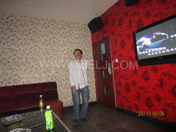 2011年10月，鄭州企鵝糧油機(jī)械有限公司--外貿(mào)部，十一國(guó)慶節(jié)團(tuán)體活動(dòng)！(圖13)