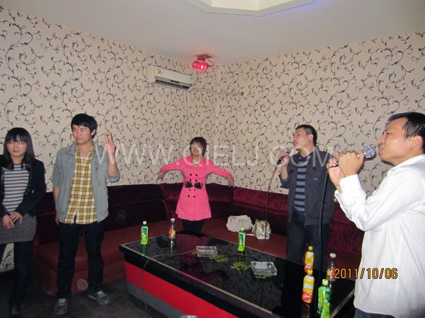 2011年10月，鄭州企鵝糧油機(jī)械有限公司--外貿(mào)部，十一國(guó)慶節(jié)團(tuán)體活動(dòng)！(圖2)