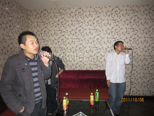 2011年10月，鄭州企鵝糧油機(jī)械有限公司--外貿(mào)部，十一國(guó)慶節(jié)團(tuán)體活動(dòng)！(圖5)