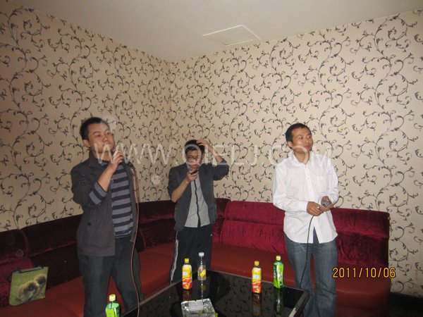 2011年10月，鄭州企鵝糧油機(jī)械有限公司--外貿(mào)部，十一國(guó)慶節(jié)團(tuán)體活動(dòng)！(圖6)