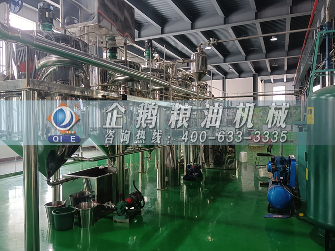 企鵝牌茶籽油雙螺桿榨油機(jī)，用心制造獲得客戶認(rèn)可(圖5)