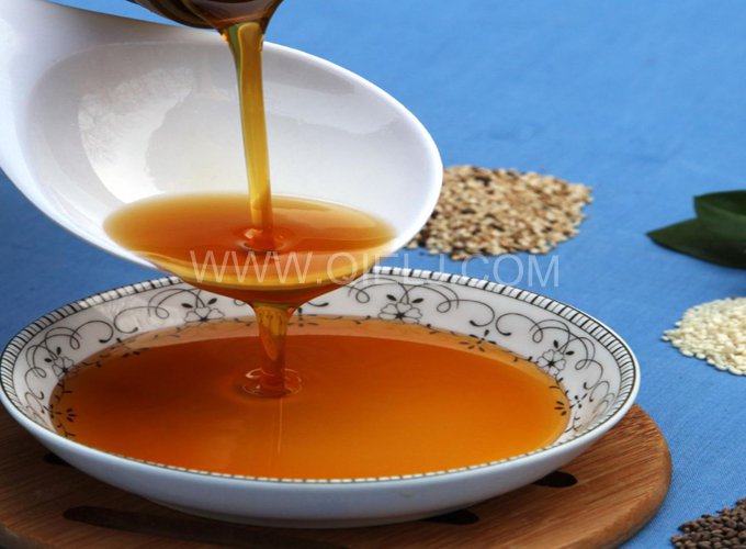 芝麻油提取加工，企鵝糧油機械生產色香味俱佳的油脂(圖1)